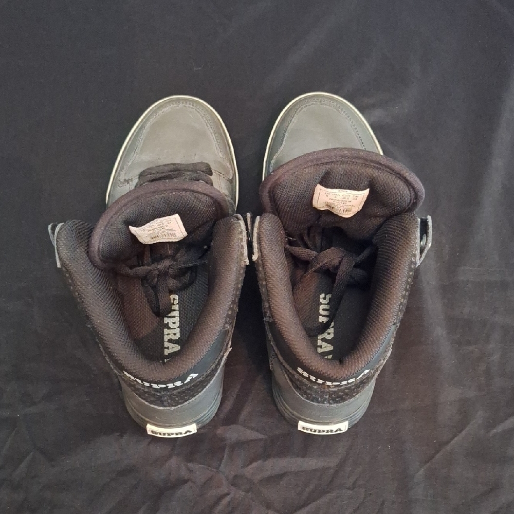 Supra Men's Gray and Black High-Top Sneakers - Picture 4 of 5